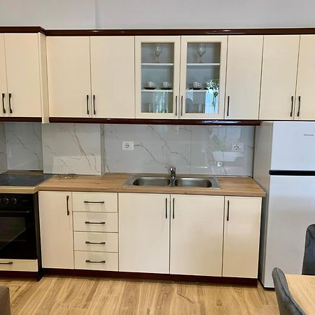 Duka Apts Sarandë Eksteriør billede