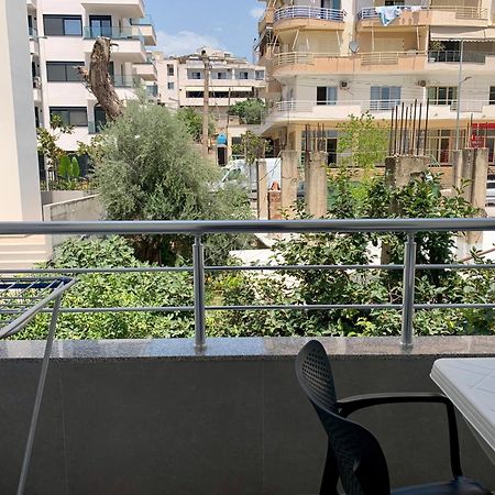 Duka Apts Sarandë Eksteriør billede